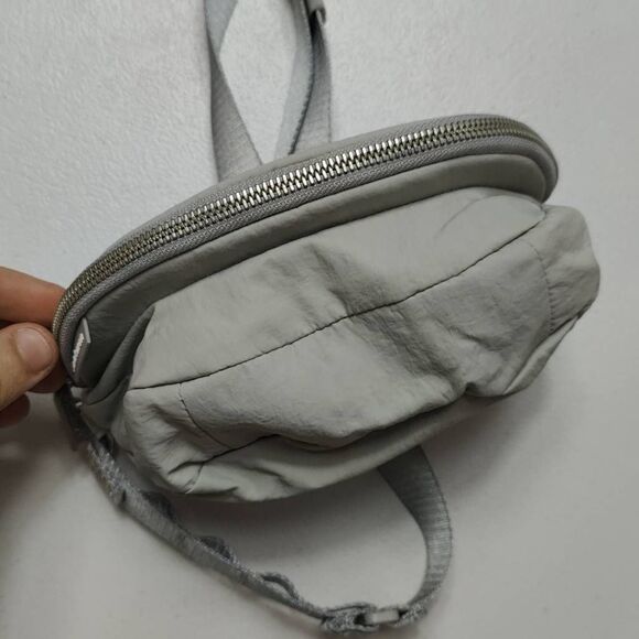 Lululemon All Night Micro Festival Bag- Gray - Picture 5 of 9